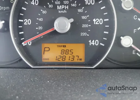 2009 Kia Rondo Lx z USA, uszkodzony, nr VIN KNAFG528697261639